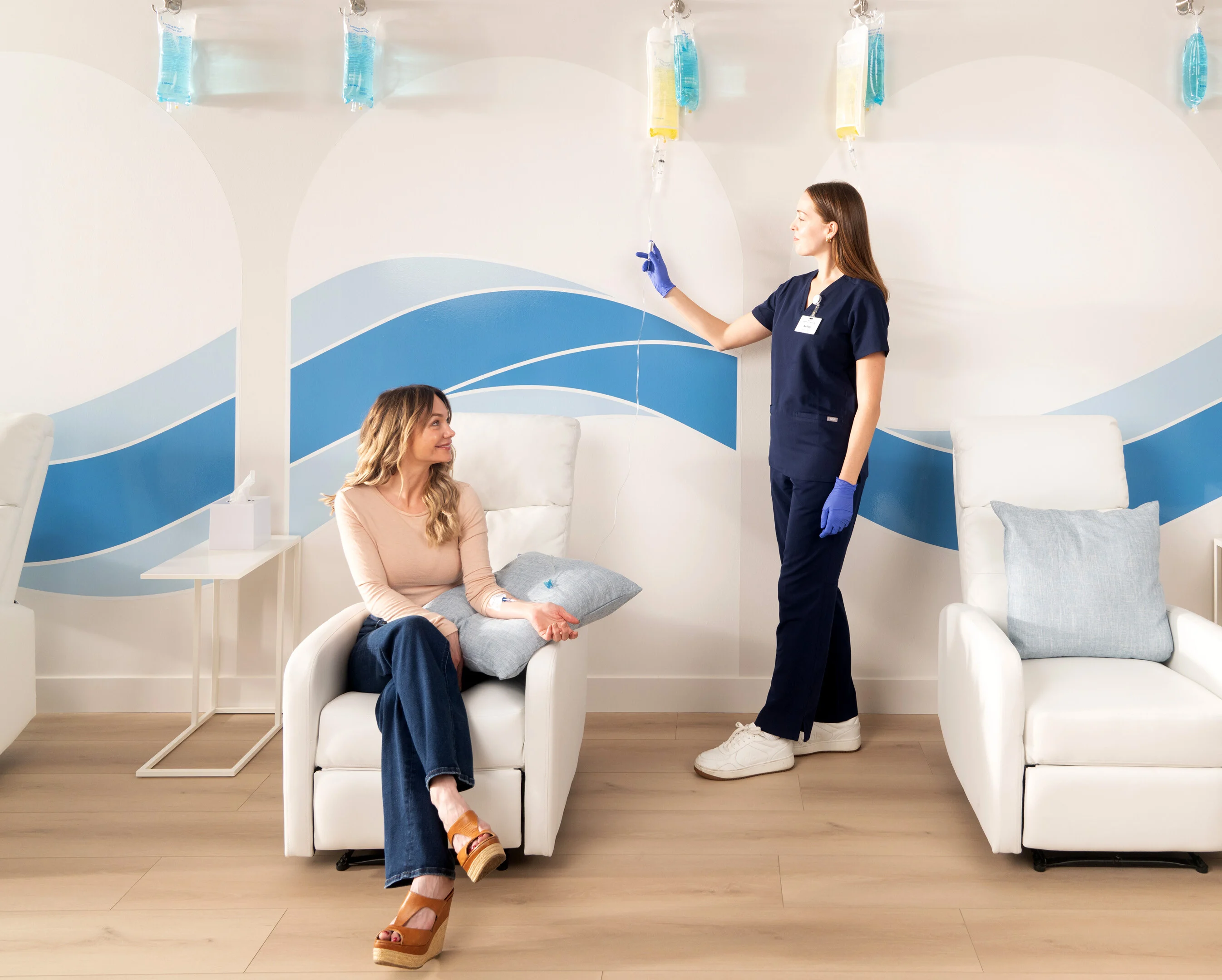 IV therapy nurse in Baker Street - W1 preparing mobile drip session